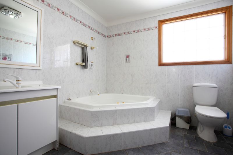 Top Bathtub Installation Companies in Brooksville, FL