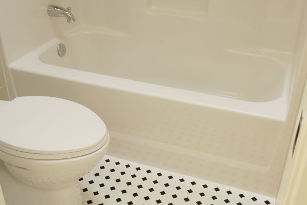 Fiberglass Tub Replacement in Hudson